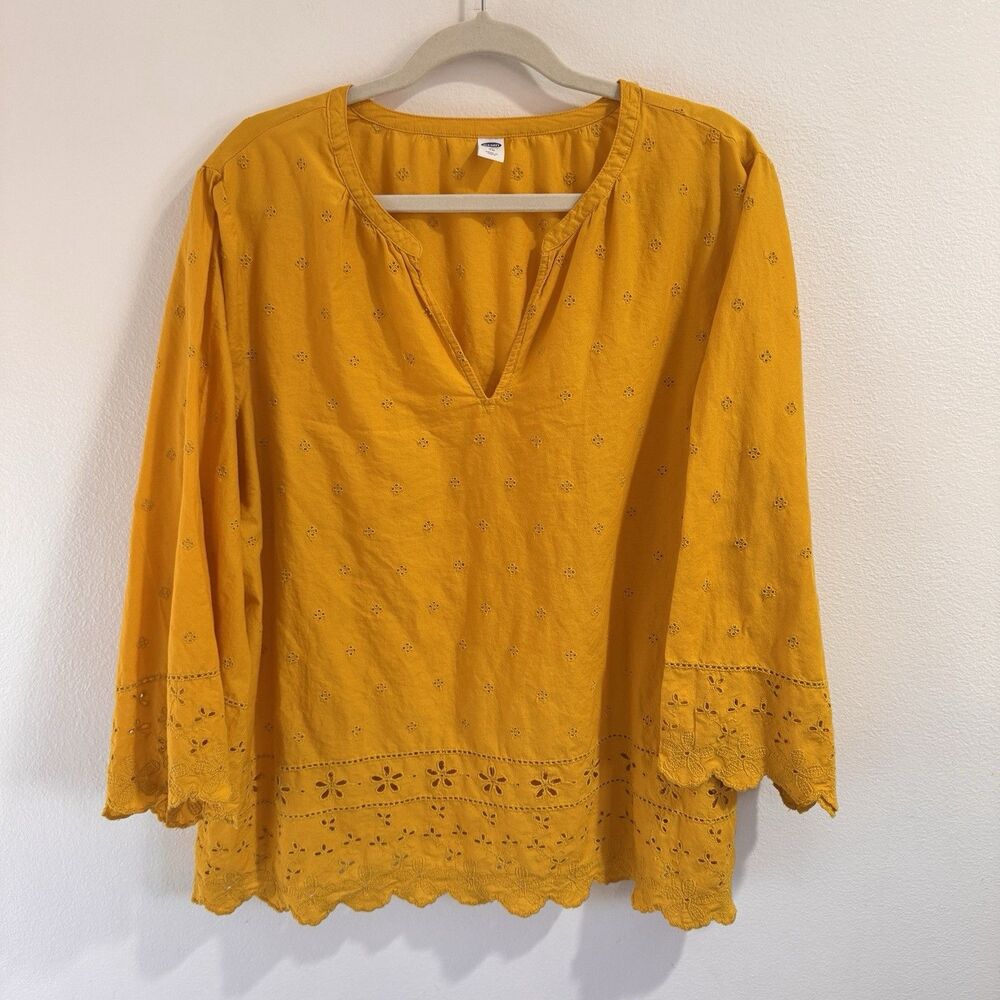 Old Navy Shirt Blouse XL Goldenrod Yellow Eyelet Lace Floral Boho Peasant Cotton